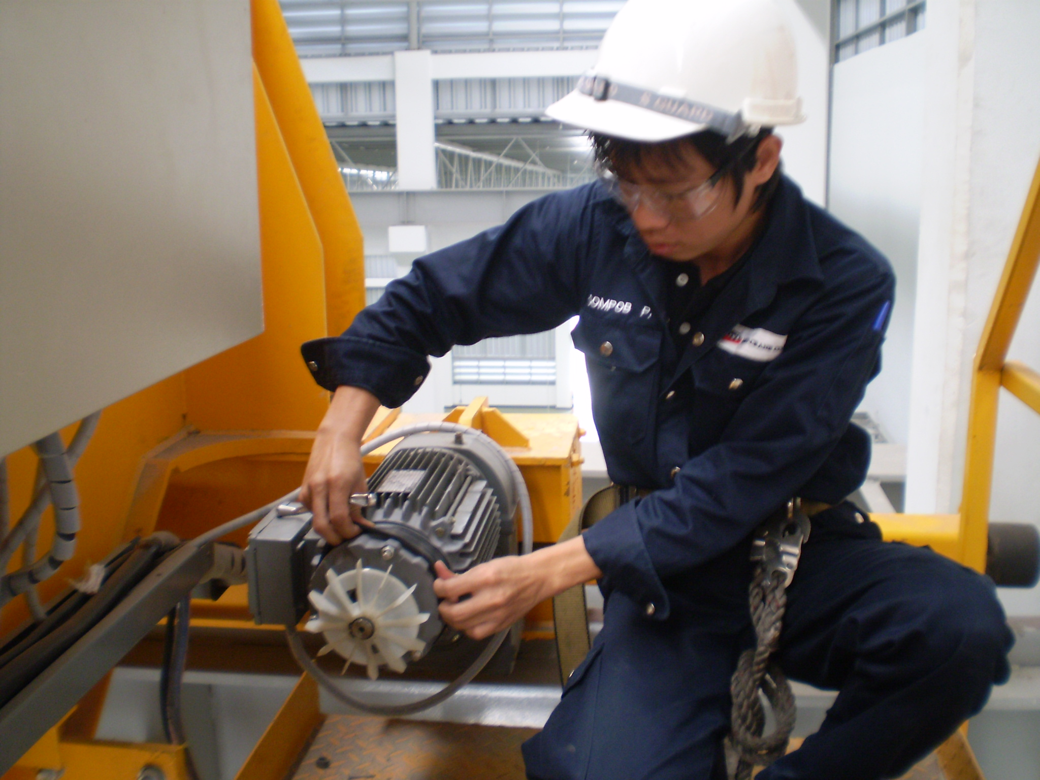 Maintenance of hoists and cranes